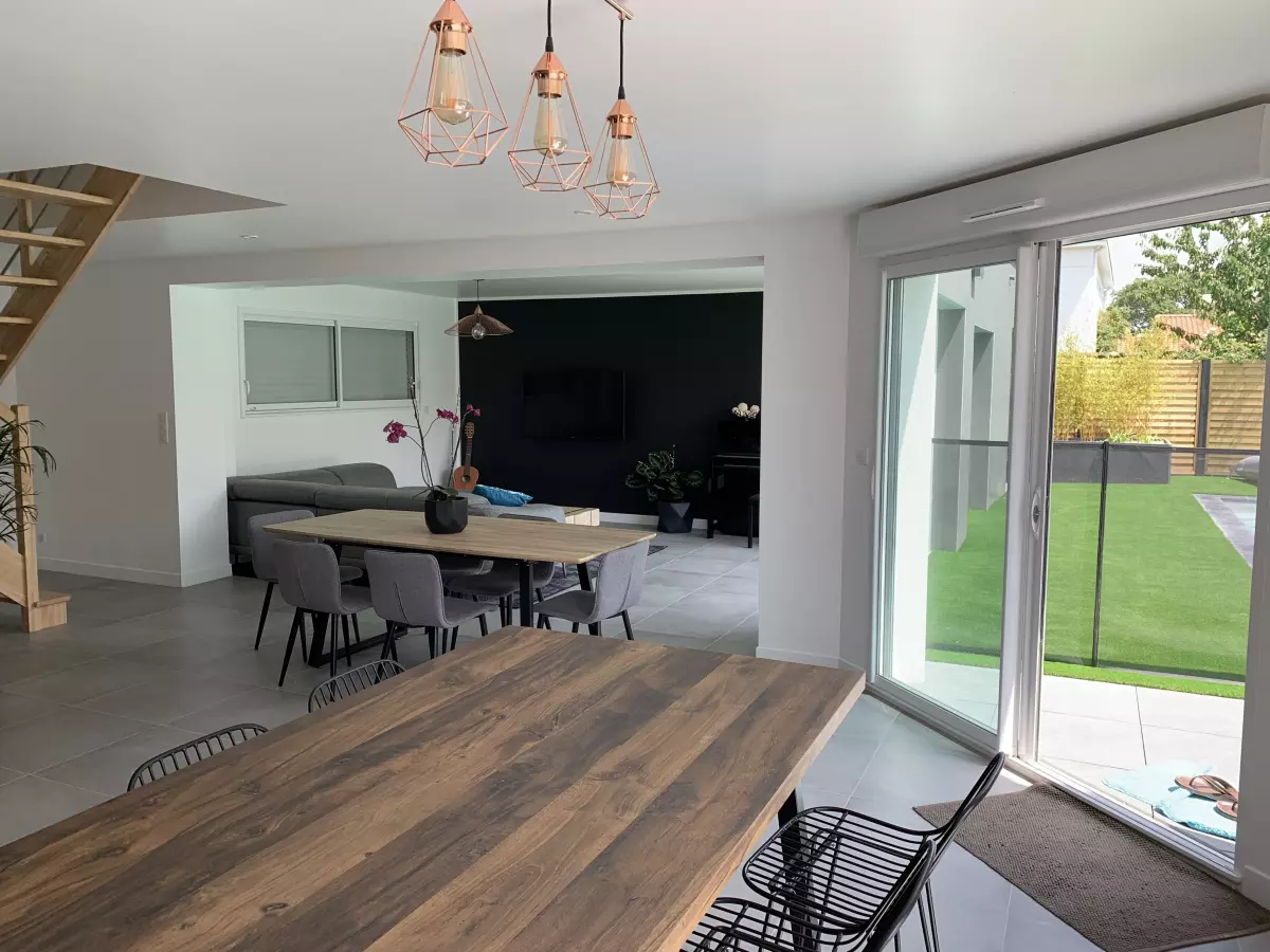 Maison secondaire avec piscine 44 2