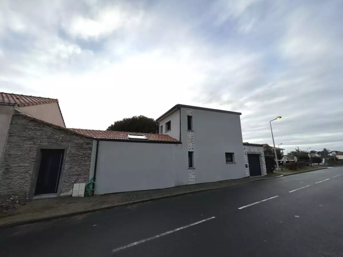 renovation-maison-ancienne-44770-4
