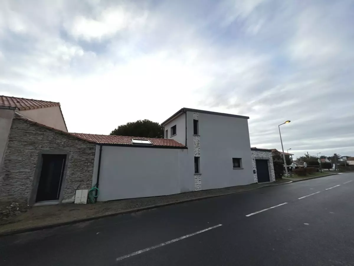 renovation-maison-ancienne-44770-4