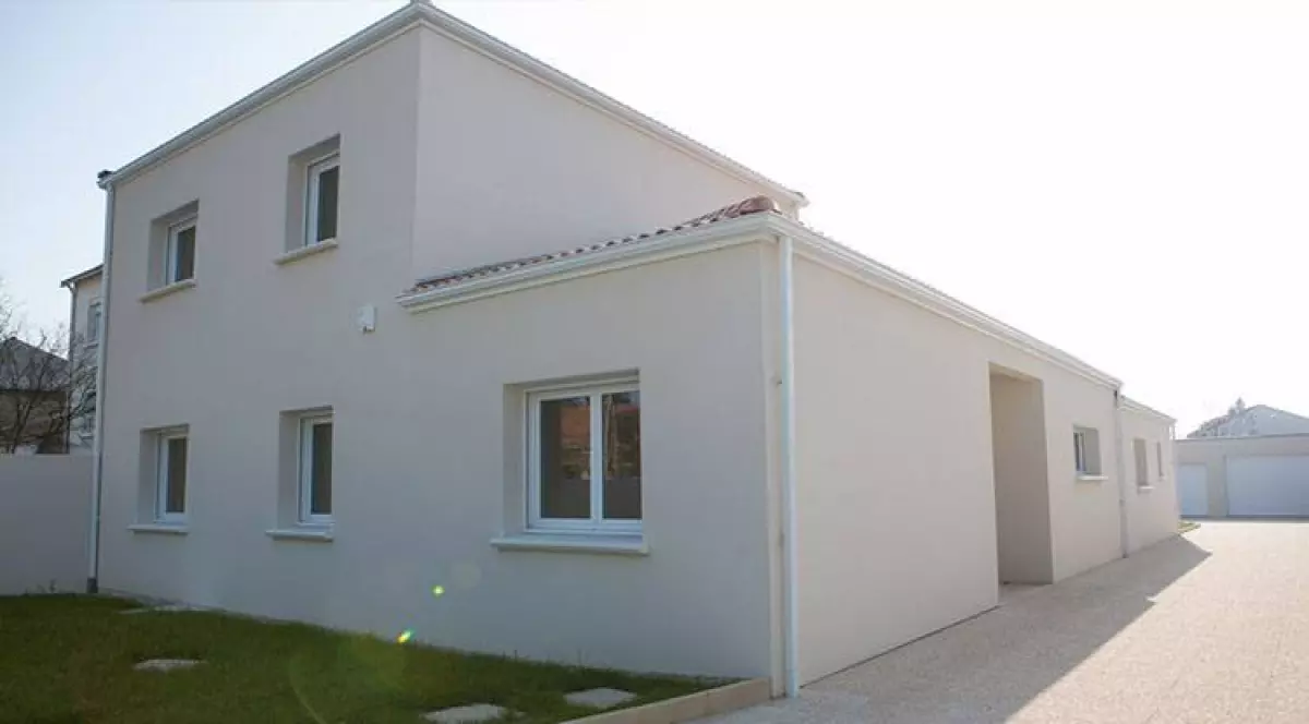 Maison neuve Saint-Sébastien sur Loire 1